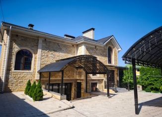 Аренда дома, 340 м2, Ставропольский край, улица Калинина, 58