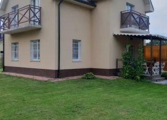 Сдается дом, 200 м2, Калининградская область, Хрустальная улица, 9