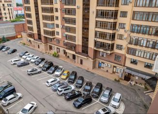 Продаю четырехкомнатную квартиру, 225.6 м2, Ставрополь, улица Мира, 331