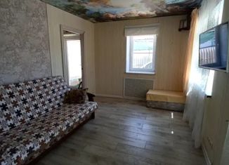 Сдается в аренду дом, 70 м2, Краснодарский край, улица Суворова, 8