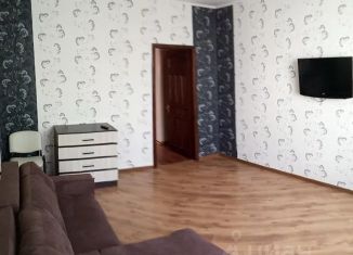 Сдам двухкомнатную квартиру, 60 м2, Крым, Адмиральский бульвар, 7Е