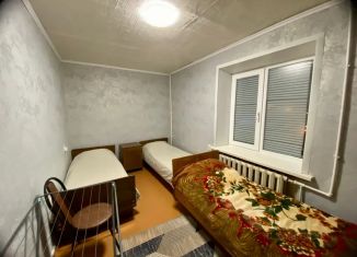 Сдам двухкомнатную квартиру, 45 м2, Алексеевка, улица Победы, 26