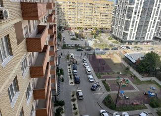 Продаю 1-комнатную квартиру, 41.2 м2, Астрахань, улица Трофимова, 6