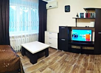 Двухкомнатная квартира в аренду, 63 м2, Курчатов, Молодёжная улица, 4