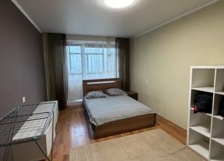 Сдается в аренду однокомнатная квартира, 60 м2, Белгородская область, Молодёжная улица, 16