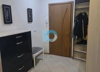 Продаю 3-ком. квартиру, 89.8 м2, Брянская область, улица Строителей, 21