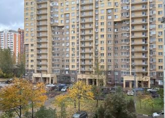 Продается 2-ком. квартира, 69 м2, Балашиха, улица Ляхова