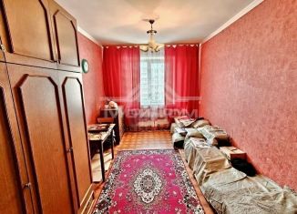 Продаю двухкомнатную квартиру, 53 м2, Старый Оскол, микрорайон Конева, 5